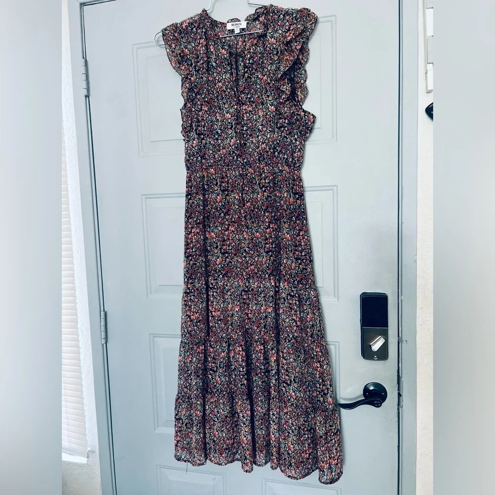 BB Dakota Steve Madden Midi Dress M Black Ditsy Floral Ruffle Tiered Sleeveless